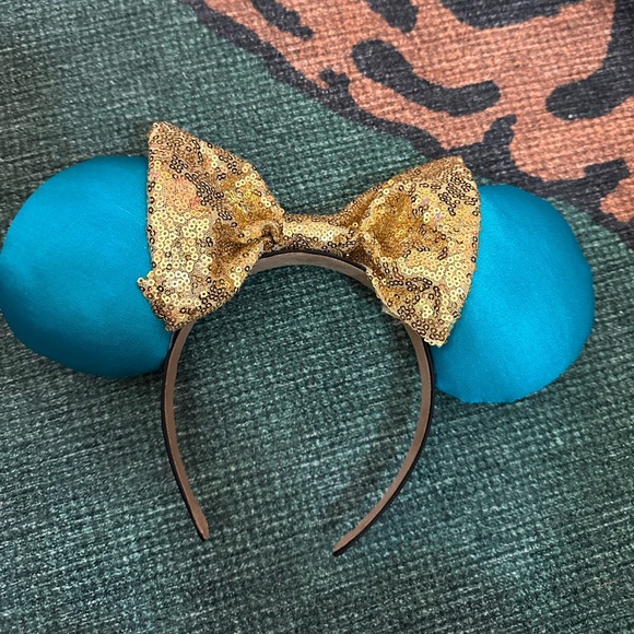 Handmade Princess Jasmine Inspired Mouse Ears - Picture 1 of 2